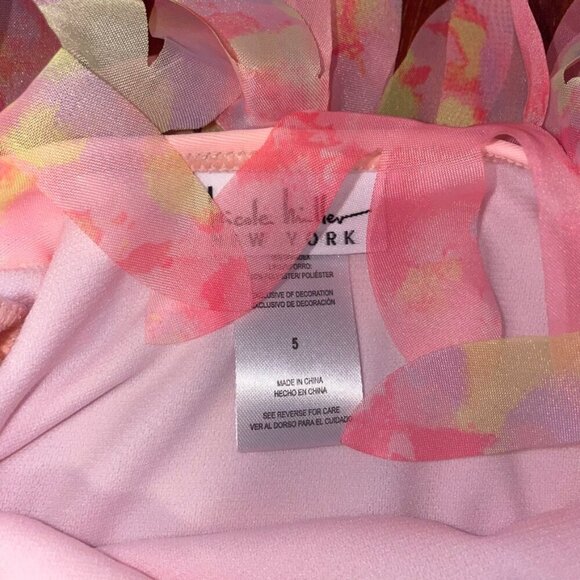 Little Girl Nicole Miller Pink Cut Out One Piece Swim Suit 5 Yr. - Picture 5 of 6